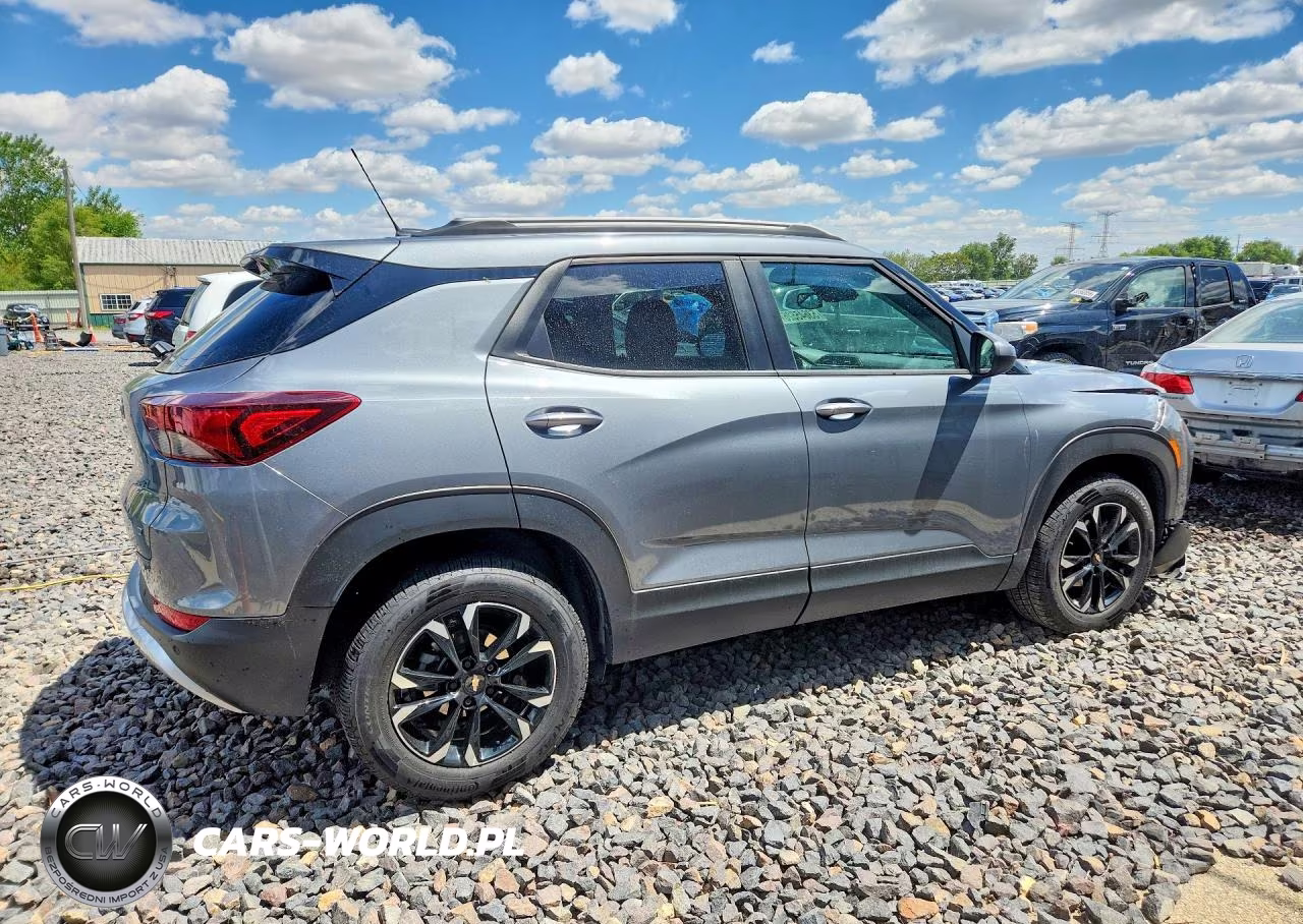 2021 Chevrolet Trailblazer Lt VIN:KL79MRSLXMB014485 - 3