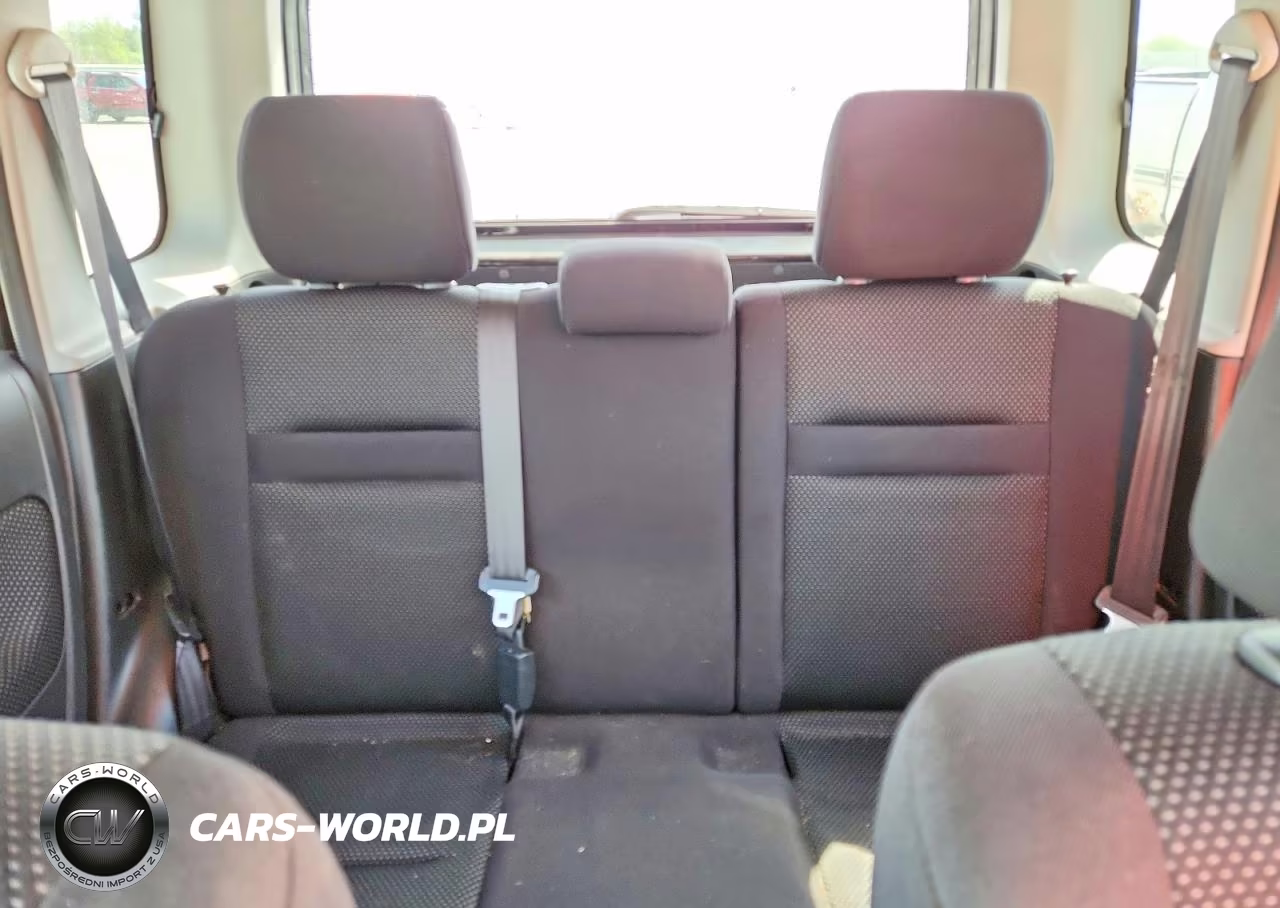 2004 Toyota Scion Xb VIN:JTLKT324740151798 - 10