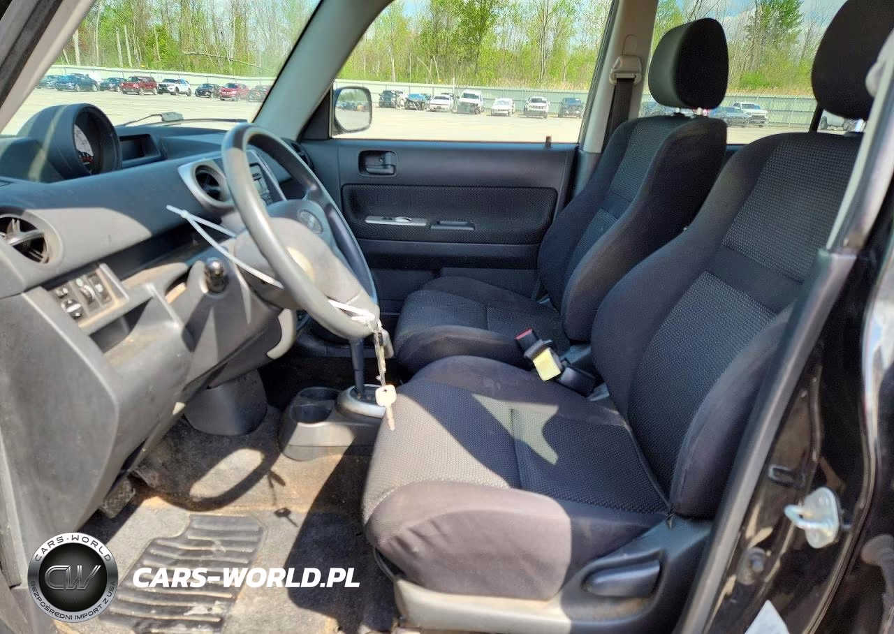 2004 Toyota Scion Xb VIN:JTLKT324740151798 - 7