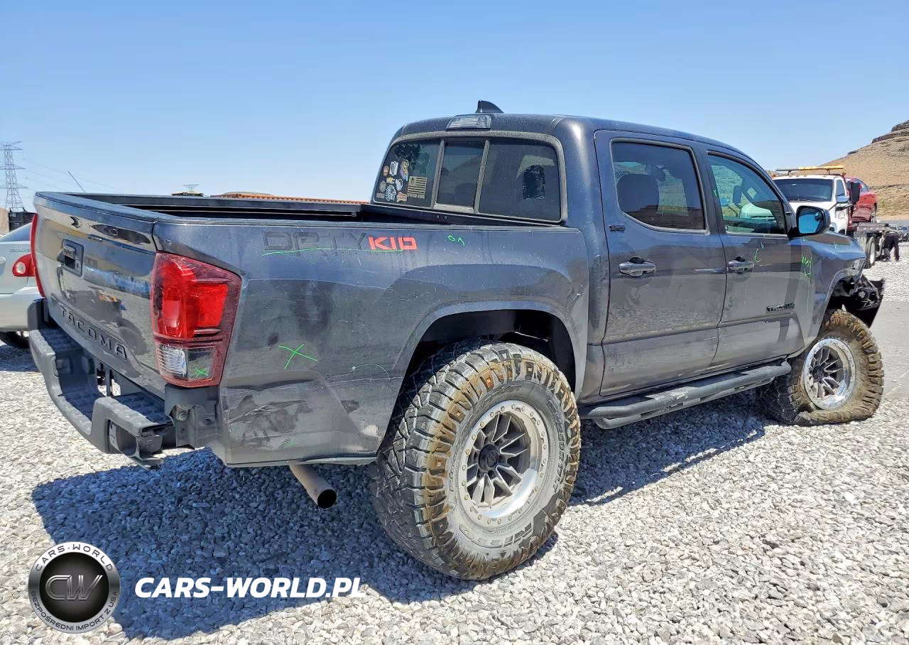 2020 Toyota Tacoma Sr5 VIN:5TFAX5GN3LX185705 - 3
