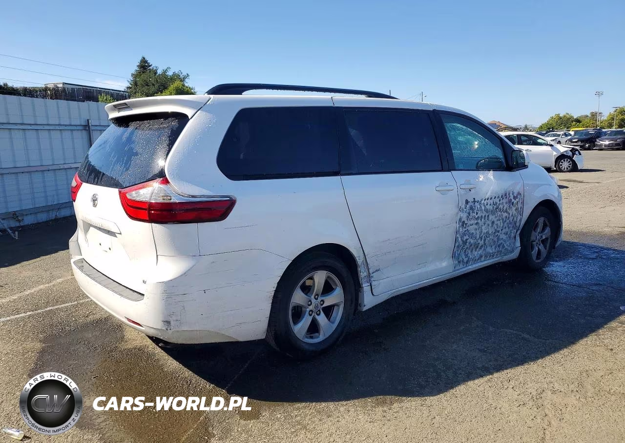 2016 Toyota Sienna Le VIN:5TDKK3DC9GS714581 - 3