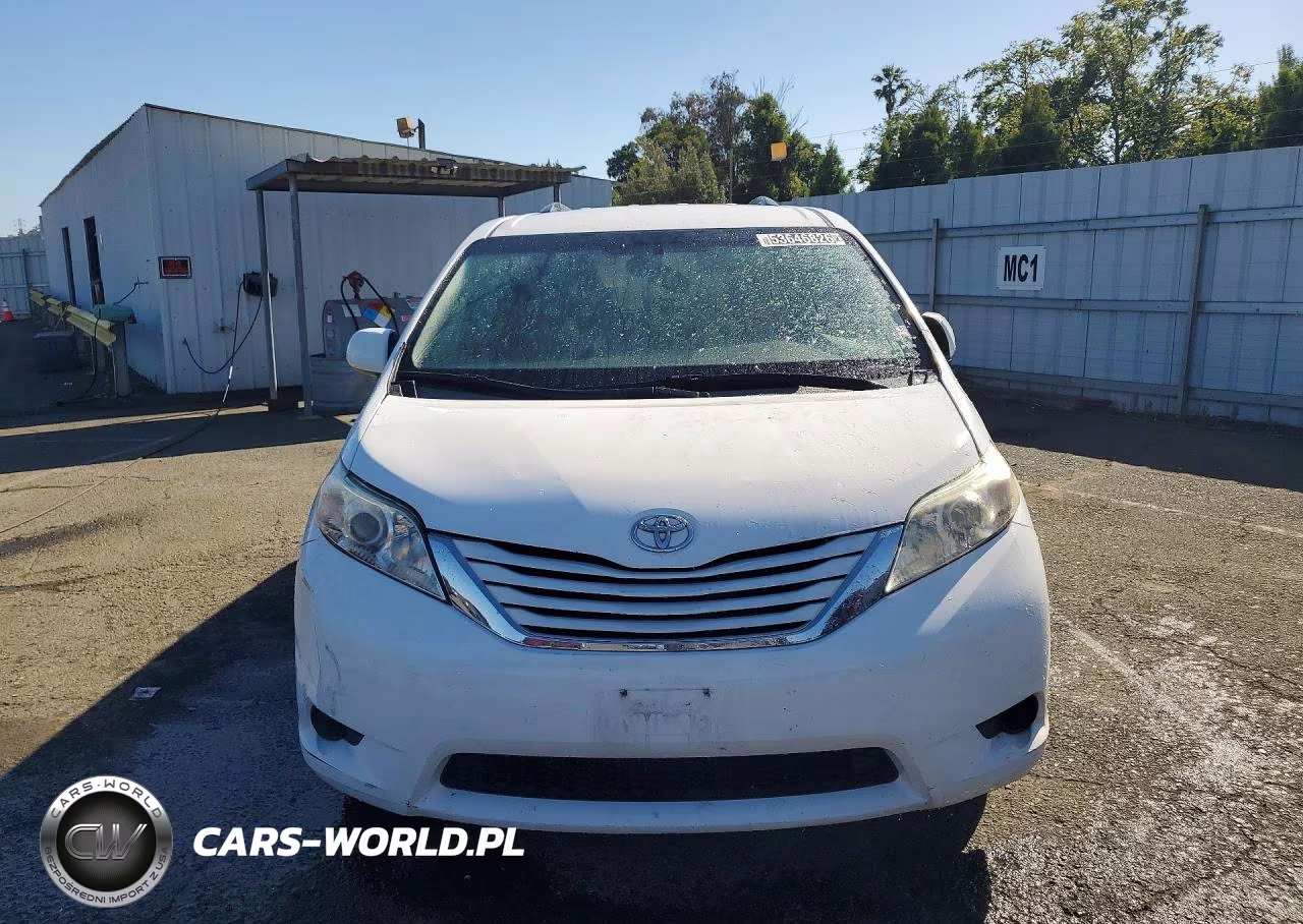 2016 Toyota Sienna Le VIN:5TDKK3DC9GS714581 - 5