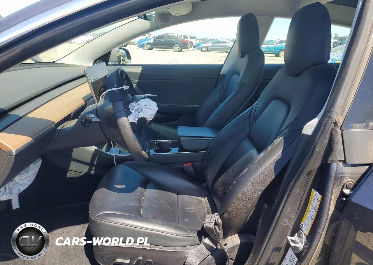 2020 Tesla Model 3 VIN:5YJ3E1EB4LF649630 - 7