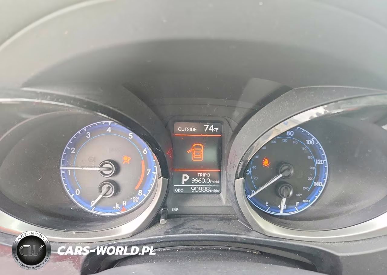 2016 Toyota Corolla S Plus VIN:2T1BURHE0GC548338 - 9