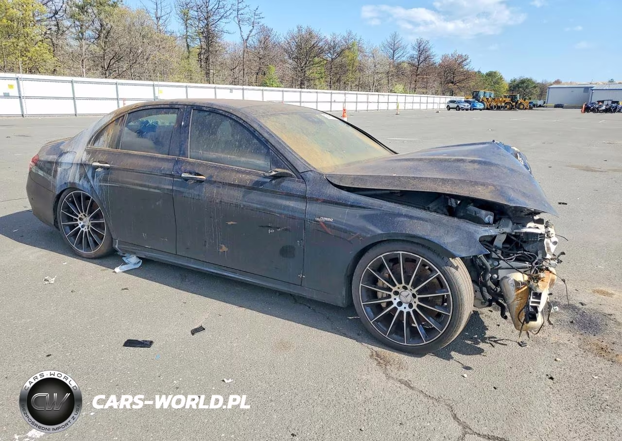 2019 Mercedes-Benz E Amg 53 4Matic VIN:WDDZF6BB8KA643447 - 4