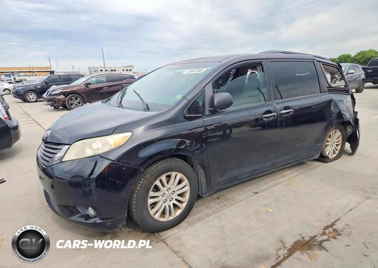 2011 Toyota Sienna Xle 8-Passenger