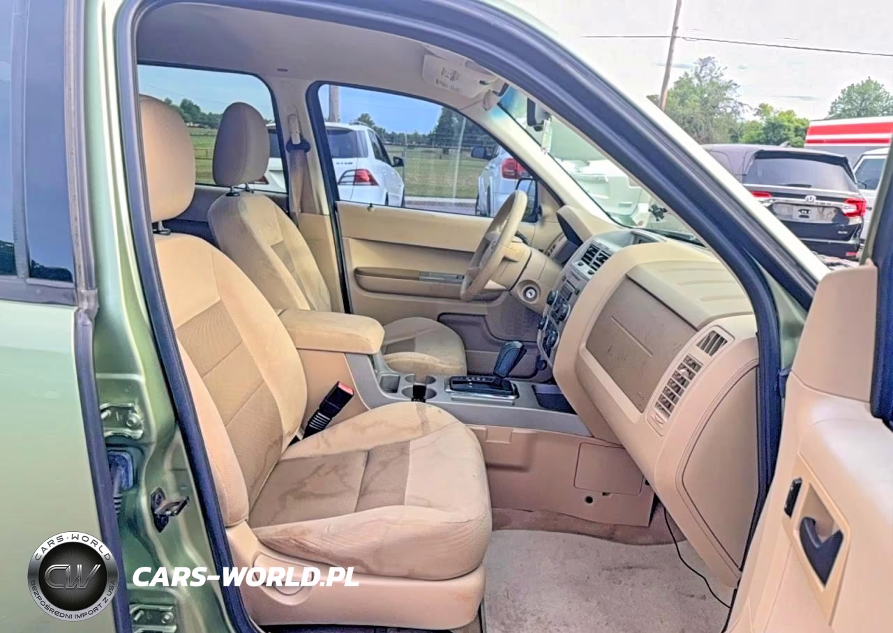 2008 Ford Escape Xlt VIN:1FMCU03Z58KB46126 - 5