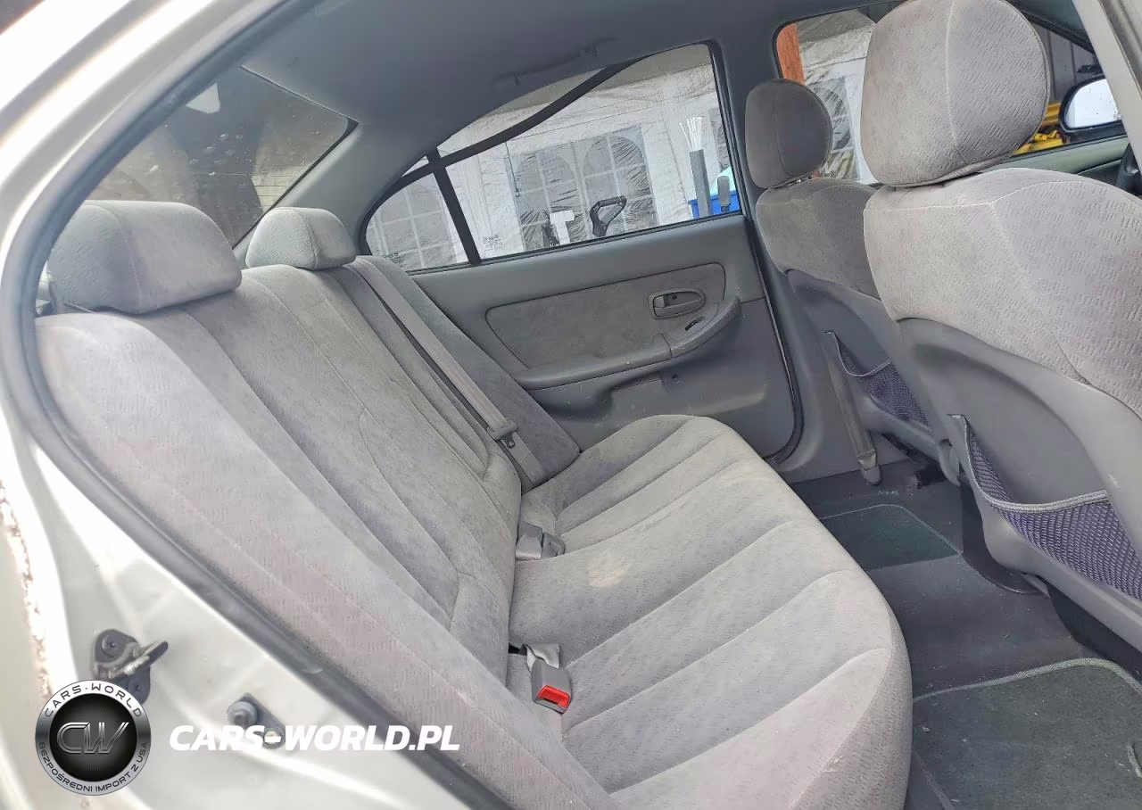 2005 Hyundai Elantra Gls VIN:KMHDN46D55U139590 - 10