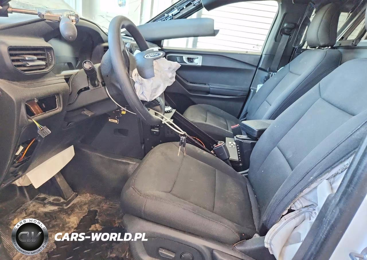 2023 Ford Explorer Police Interceptor VIN:1FM5K8AB1PGA84521 - 7