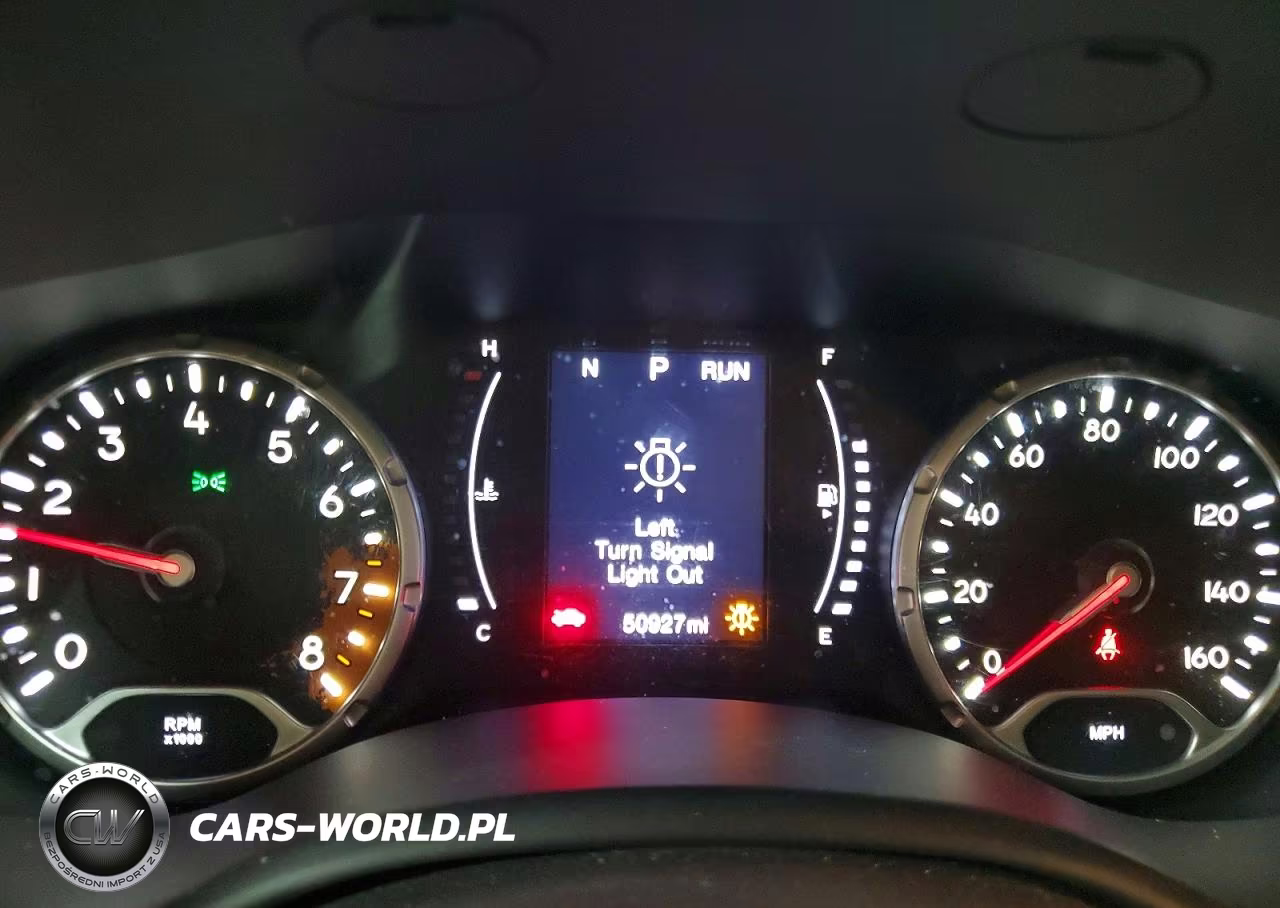 2017 Jeep Renegade VIN:ZACCJBBB4HPF46410 - 9