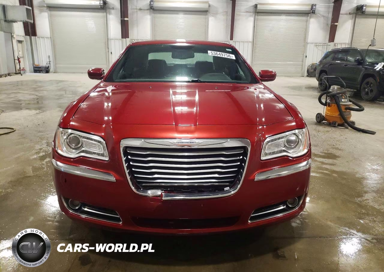 2014 Chrysler 300 VIN:2C3CCARG7EH352901 - 5