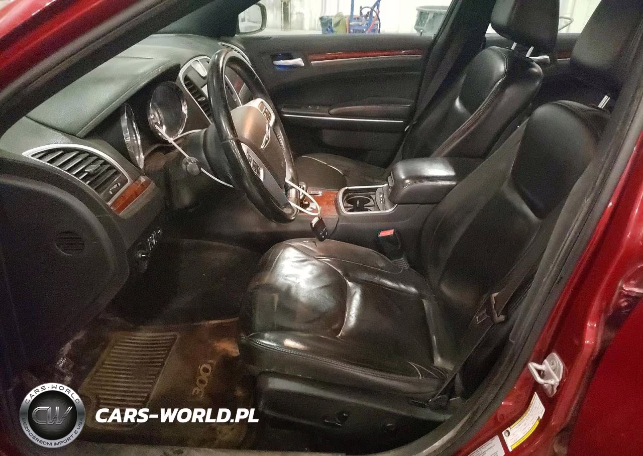 2014 Chrysler 300 VIN:2C3CCARG7EH352901 - 7