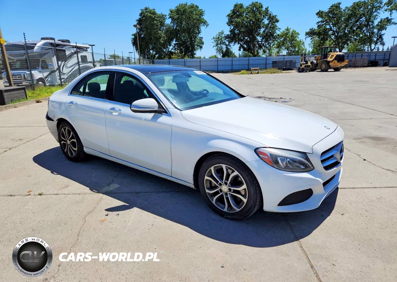 2015 Mercedes-Benz C 300 VIN:55SWF4JB1FU064167 - 4