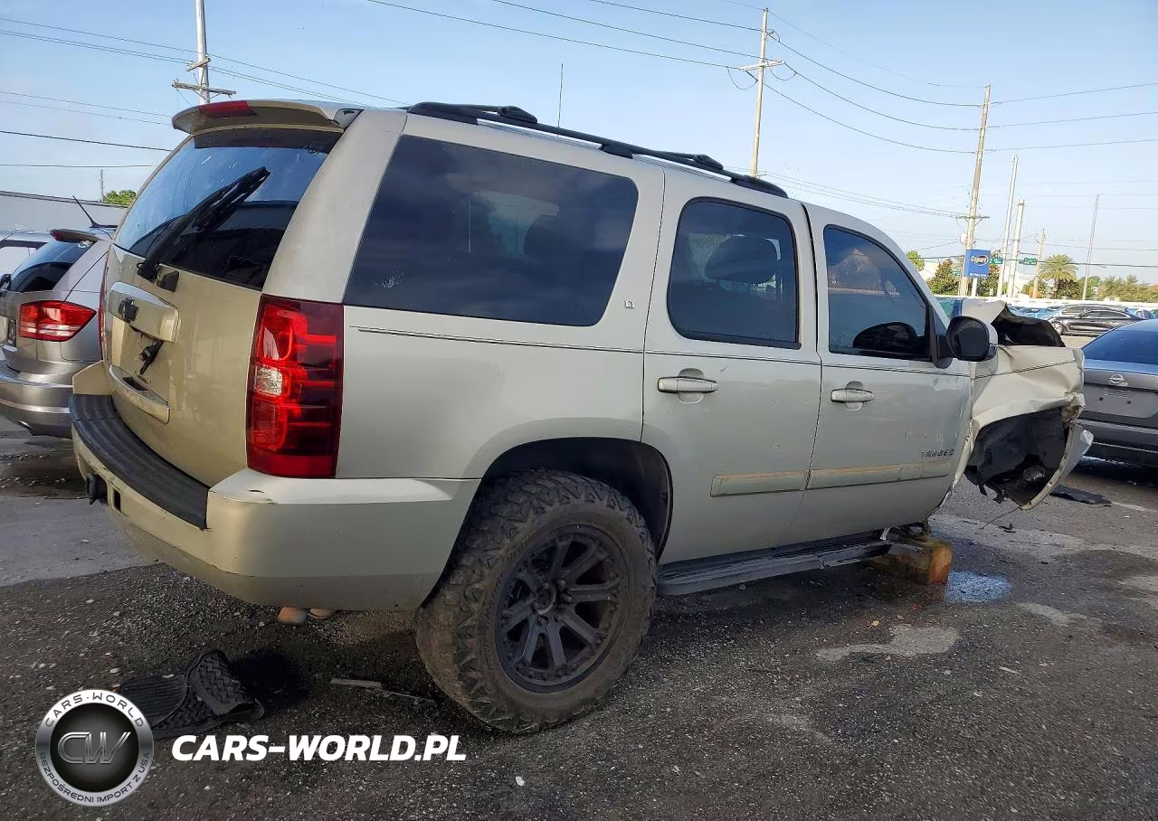 2007 Chevrolet Tahoe C1500 VIN:1GNFC13027R313261 - 3
