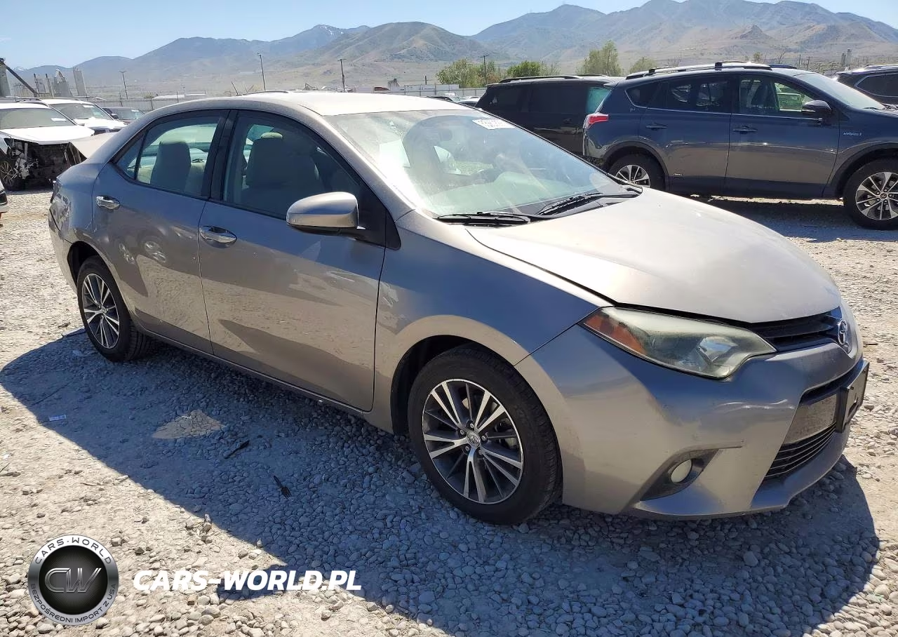 2016 Toyota Corolla Le Plus VIN:5YFBURHE2GP375230 - 4