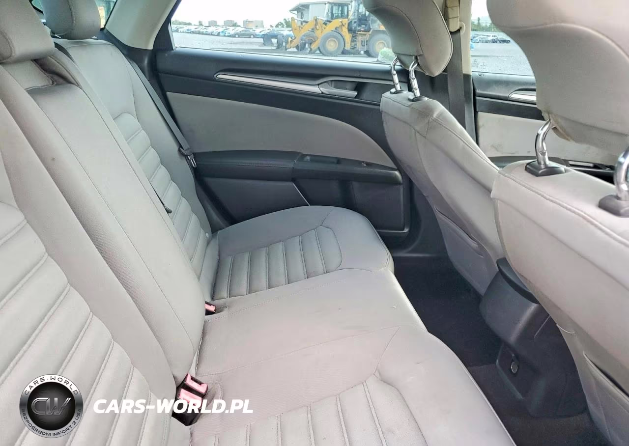 2014 Ford Fusion S VIN:3FA6P0G71ER159521 - 10