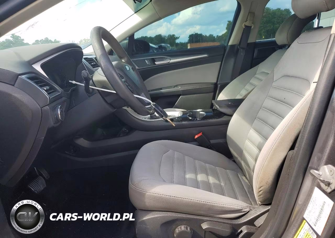 2014 Ford Fusion S VIN:3FA6P0G71ER159521 - 7