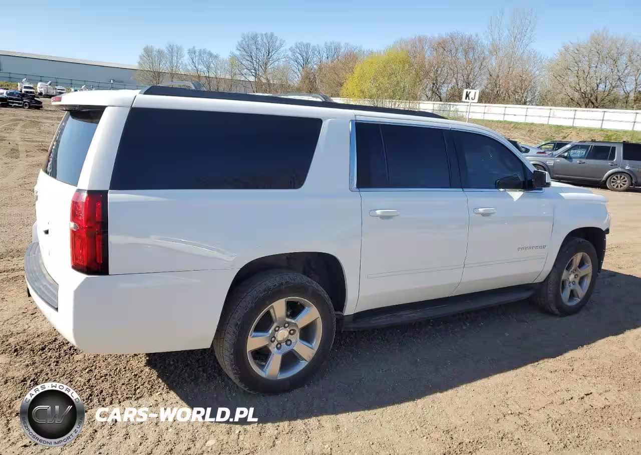 2018 Chevrolet Suburban K1500 Ls VIN:1GNSKGKC6JR302917 - 3
