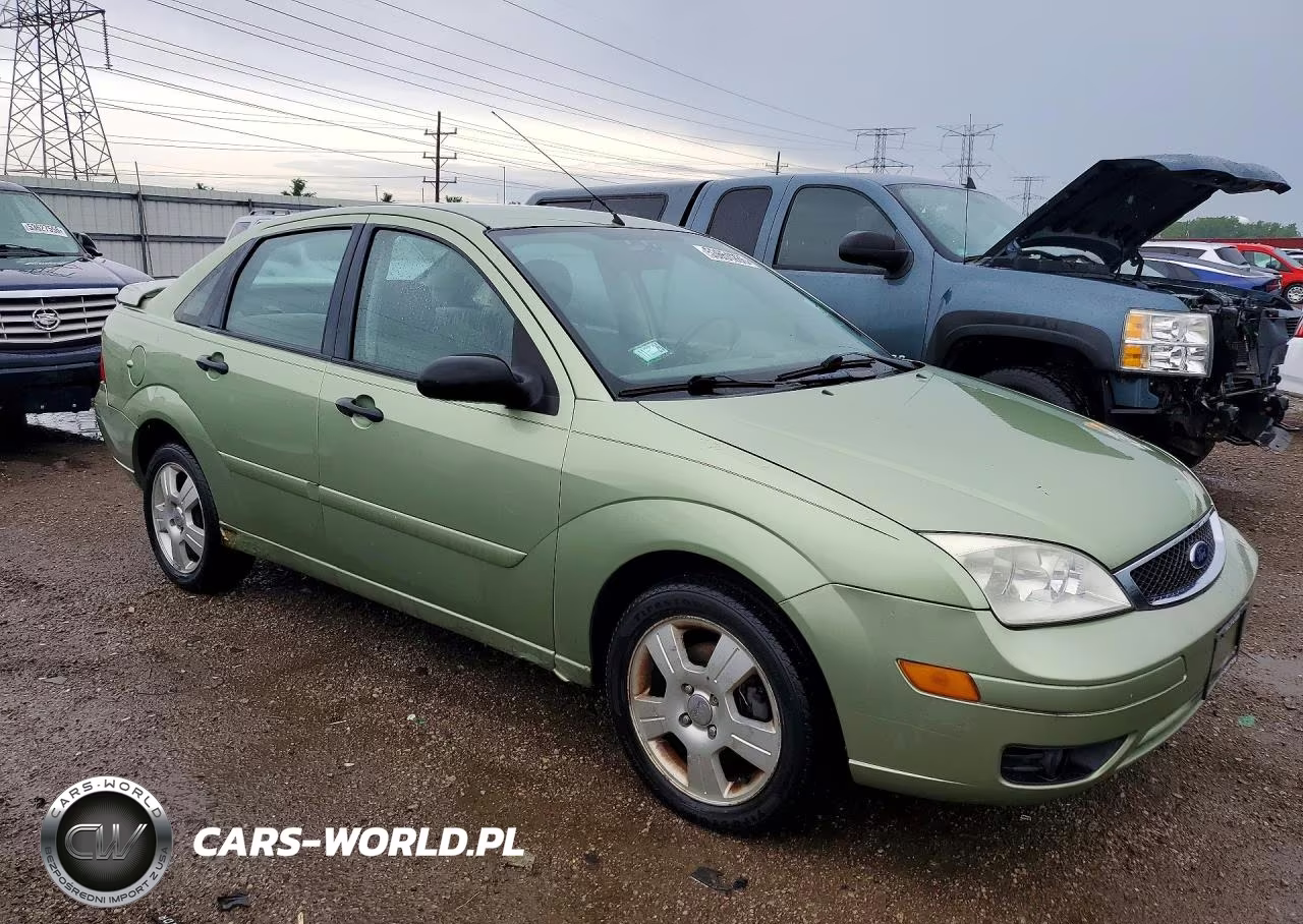 2007 Ford Focus Zx4 VIN:1FAHP34N27W113614 - 4
