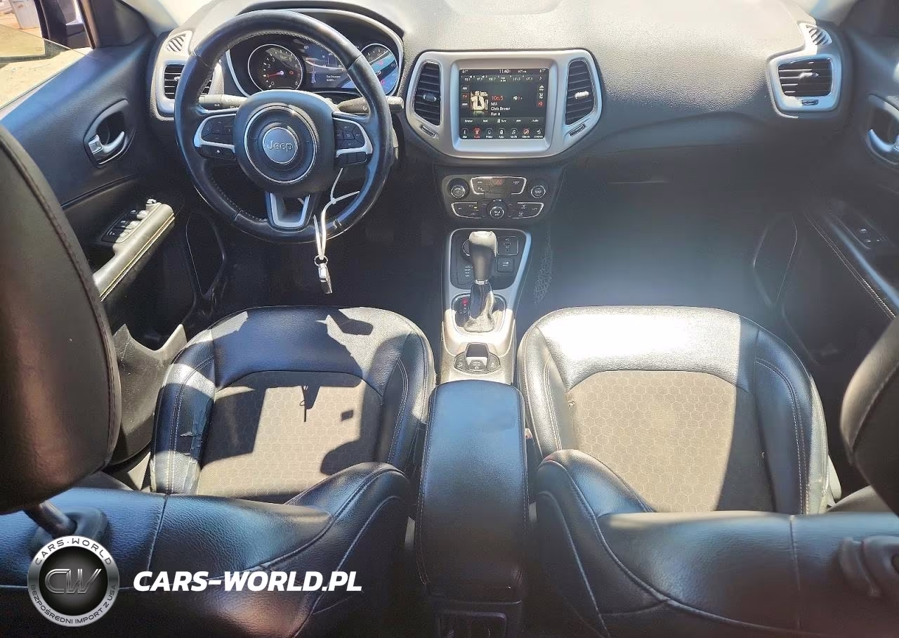 2017 Jeep Compass Latitude VIN:3C4NJDBBXHT666175 - 8