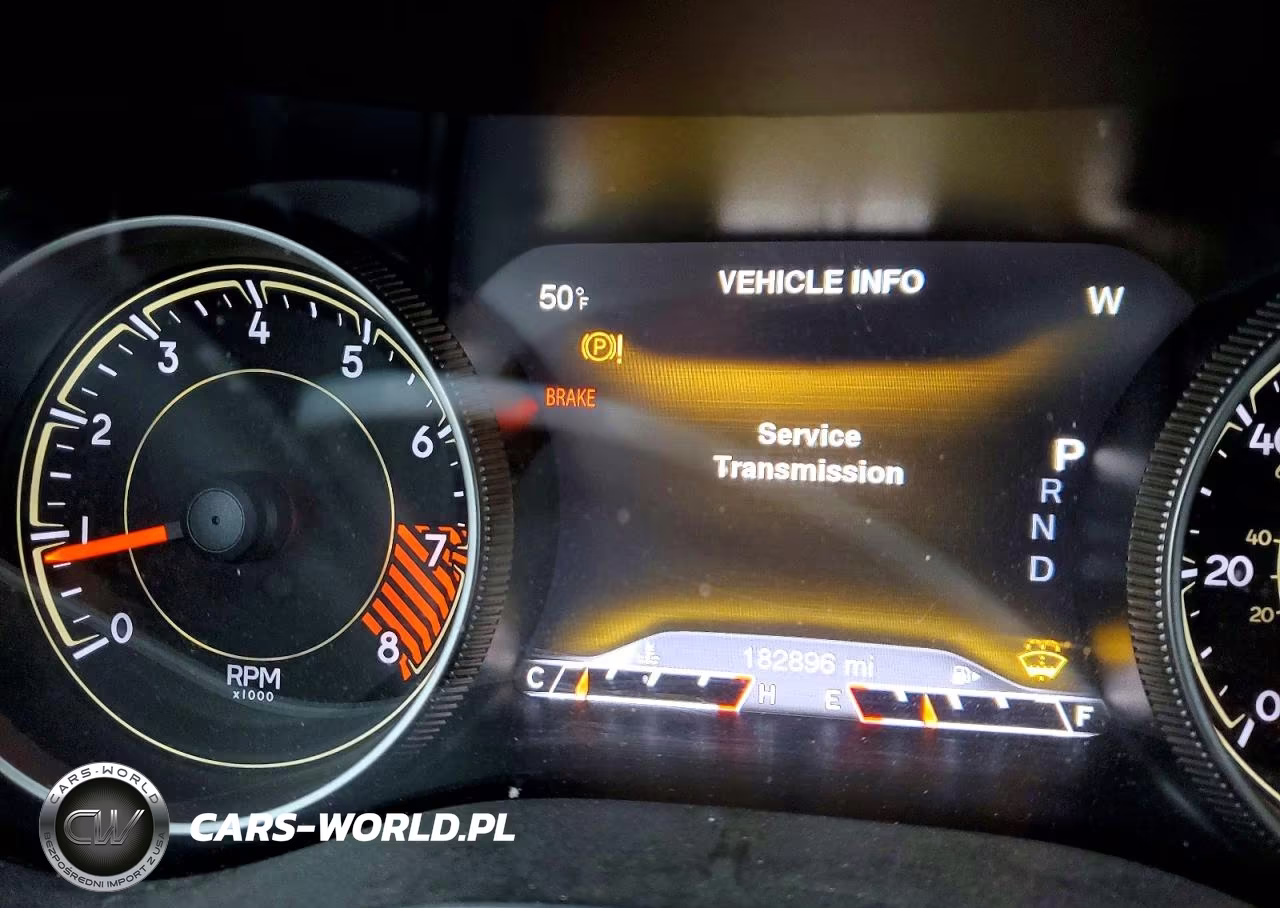 2015 Jeep Cherokee Trailhawk VIN:1C4PJMBS0FW613789 - 9
