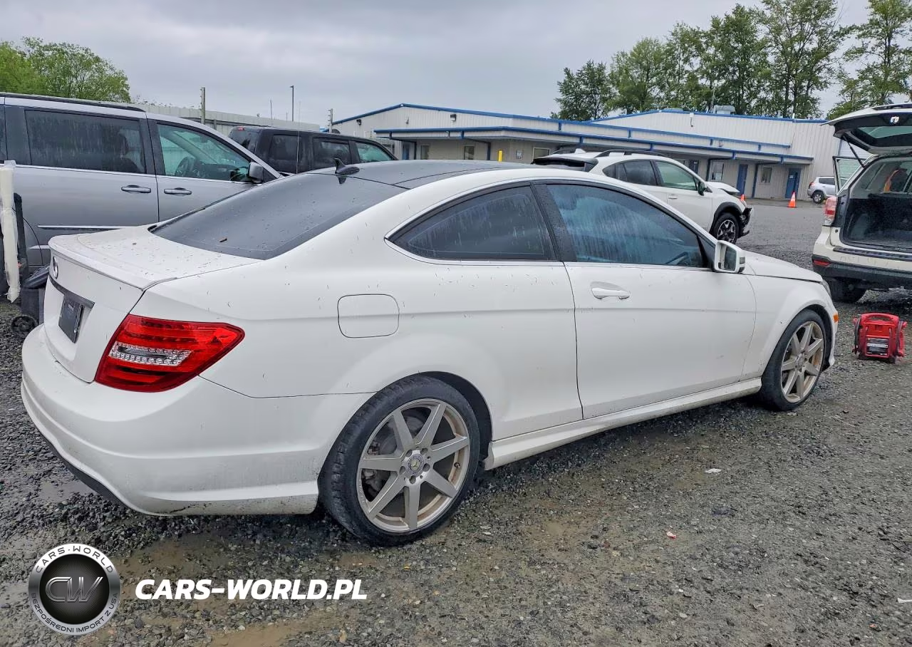 2013 Mercedes-Benz C 250 VIN:WDDGJ4HB3DG001283 - 3