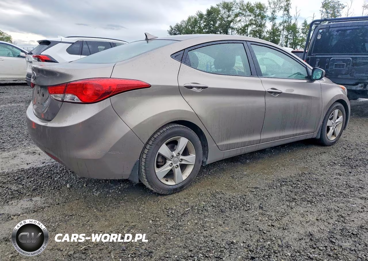 2013 Hyundai Elantra Gls VIN:5NPDH4AE9DH296267 - 3
