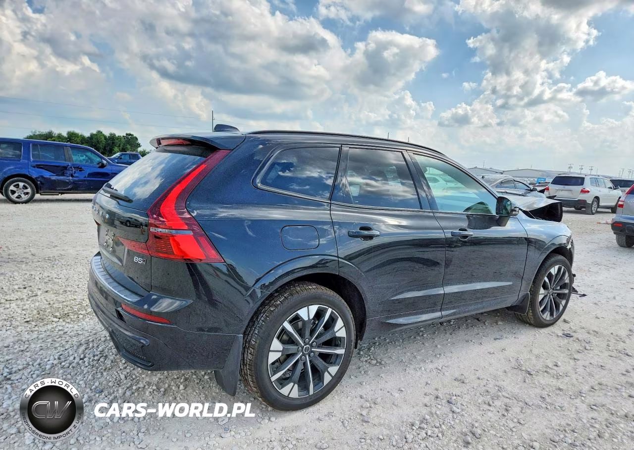 2026 Volvo Xc60 Plus VIN:YV4M12RC4T1437065 - 3