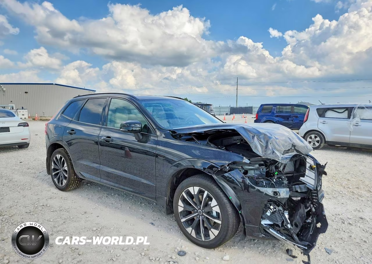 2026 Volvo Xc60 Plus VIN:YV4M12RC4T1437065 - 4