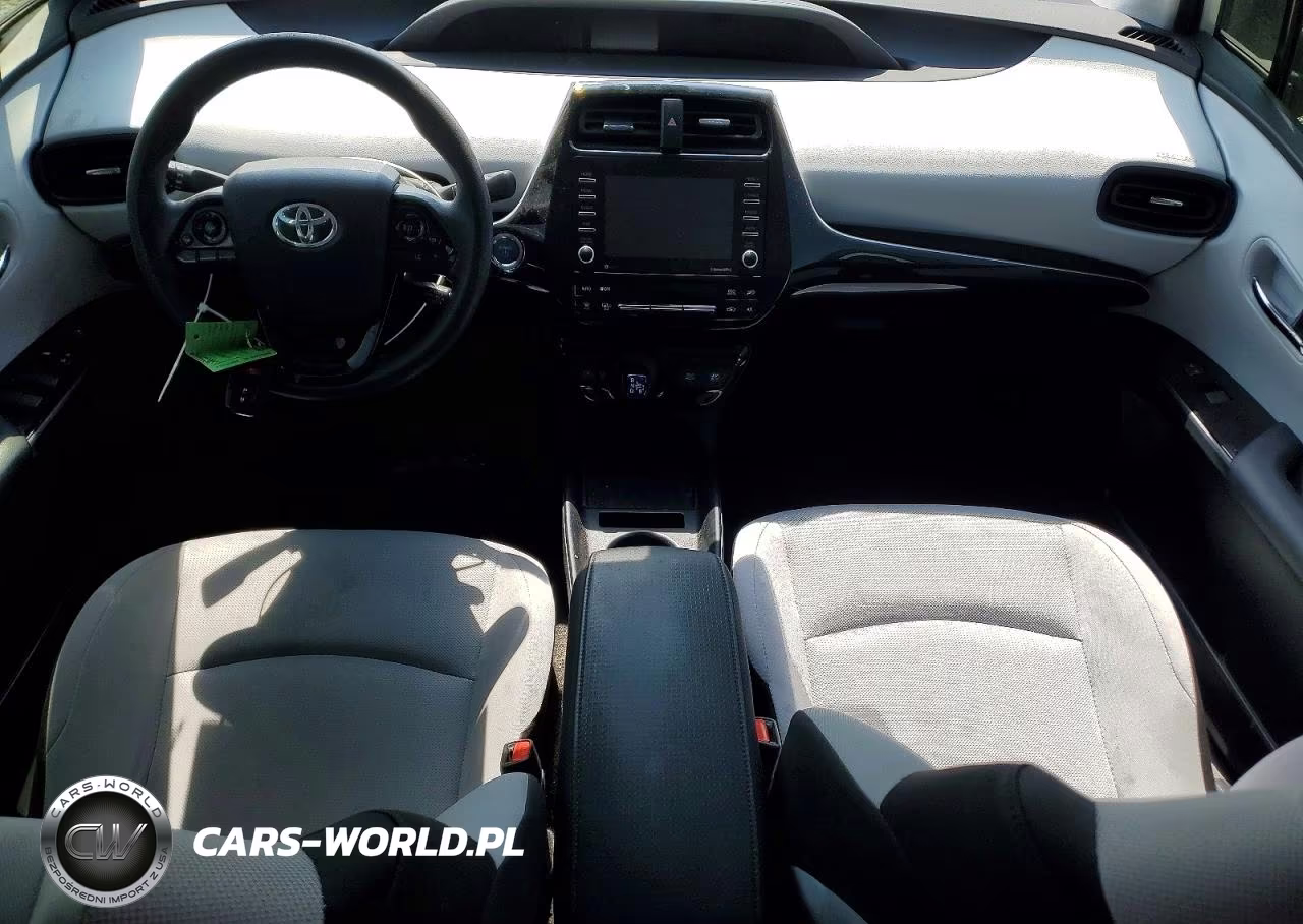 2021 Toyota Prius Special Edition VIN:JTDKAMFUXM3146756 - 8
