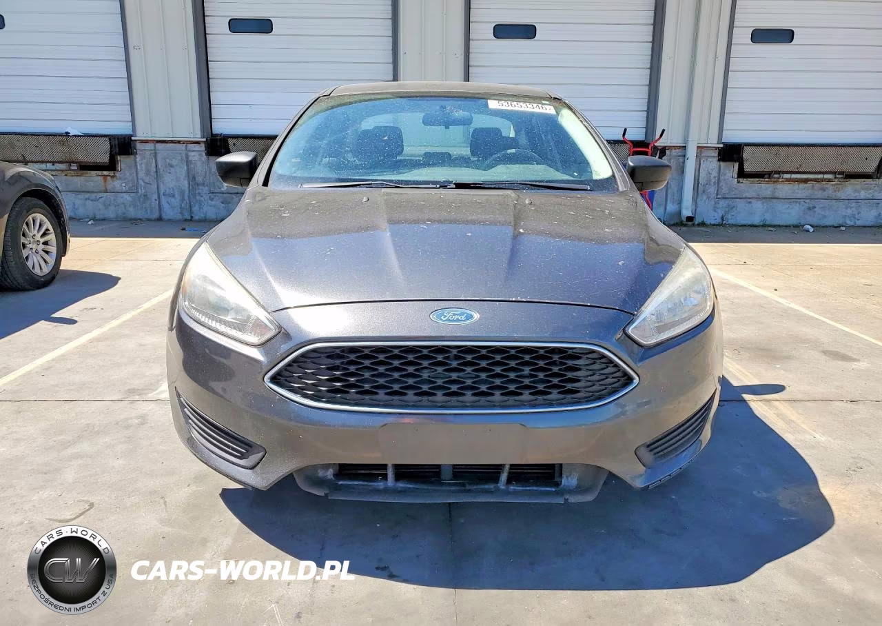 2015 Ford Focus S VIN:1FADP3E28FL383613 - 5