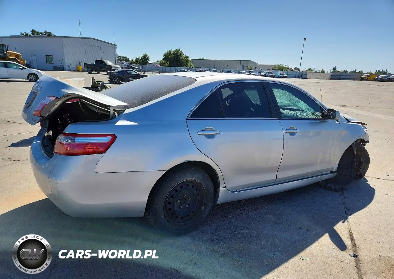 2007 Toyota Camry Le VIN:4T1BE46K57U175093 - 3