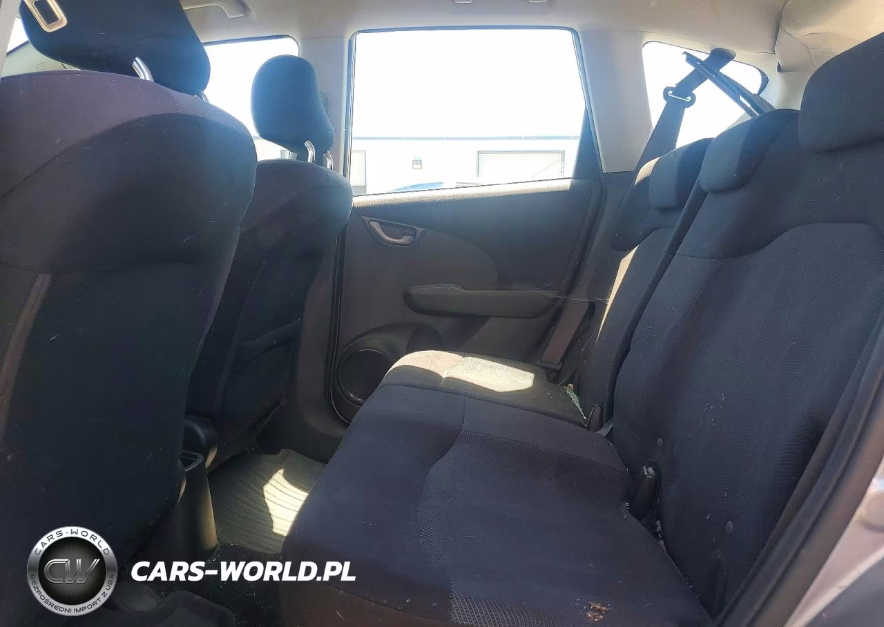 2010 Honda Fit Sport VIN:JHMGE8H4XAS015602 - 10