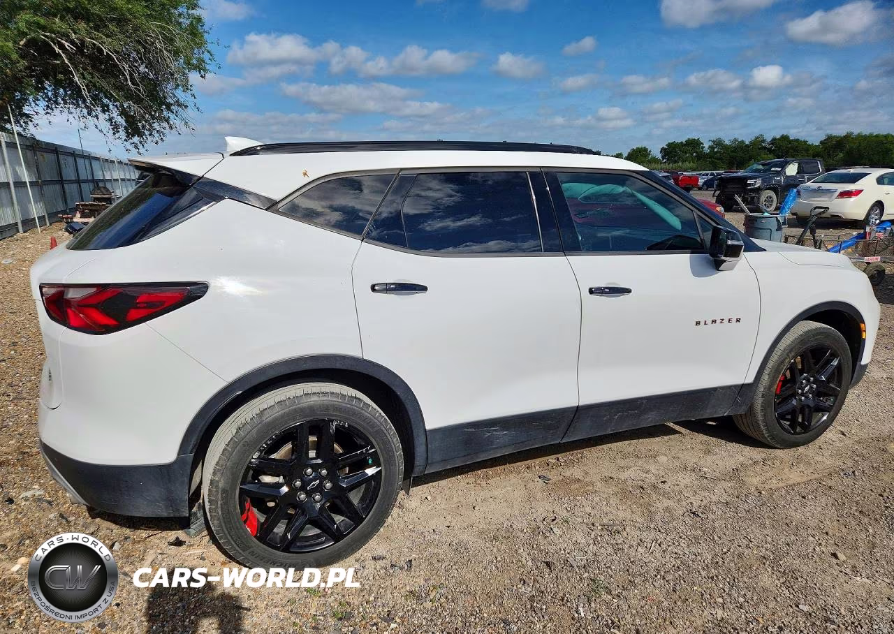 2020 Chevrolet Blazer 2Lt VIN:3GNKBCR41LS725167 - 3