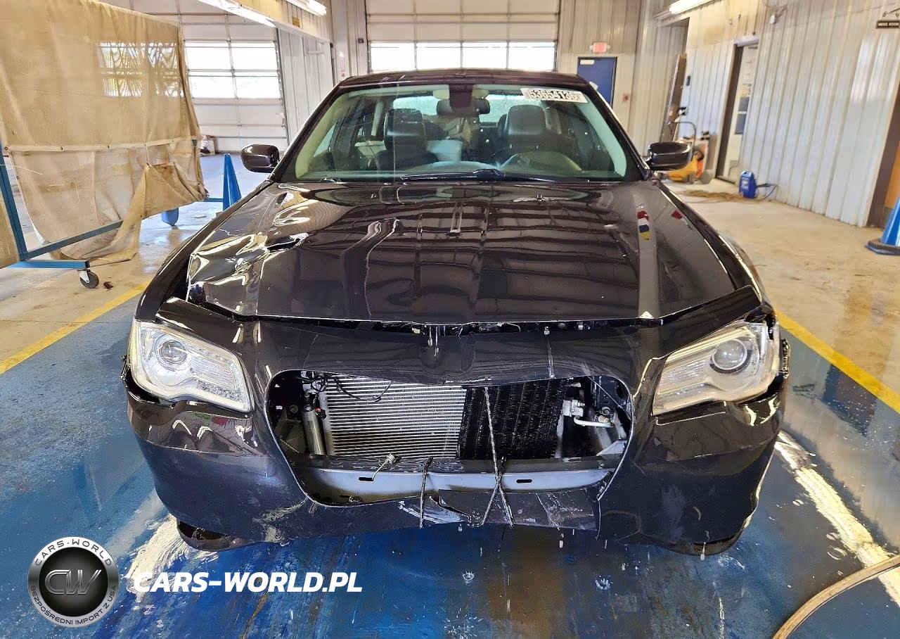 2016 Chrysler 300 Limited VIN:2C3CCARG0GH270544 - 5