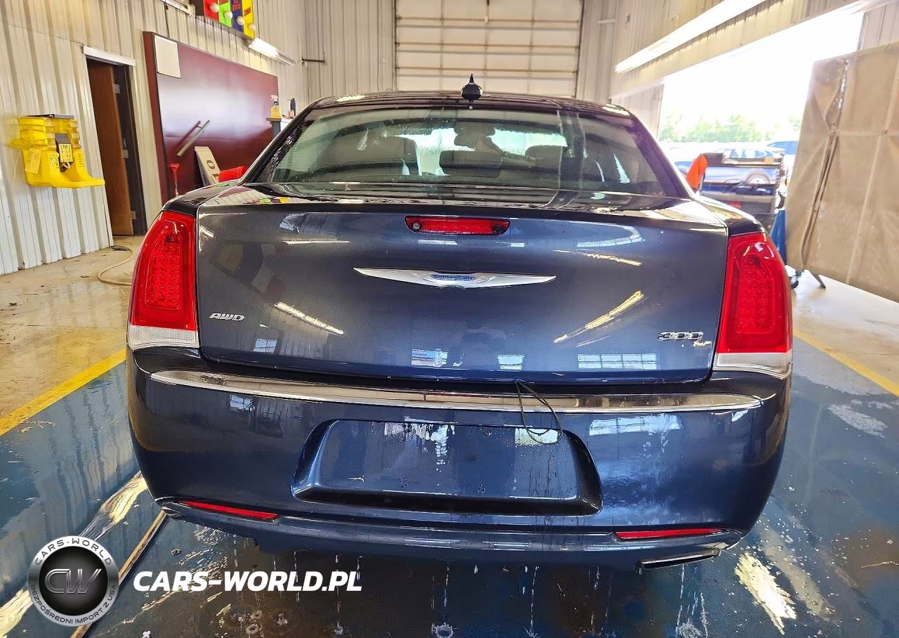 2016 Chrysler 300 Limited VIN:2C3CCARG0GH270544 - 6