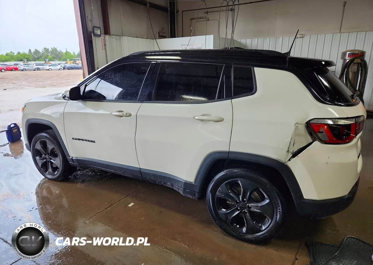 2019 Jeep Compass Latitude VIN:3C4NJDBB6KT599033 - 2