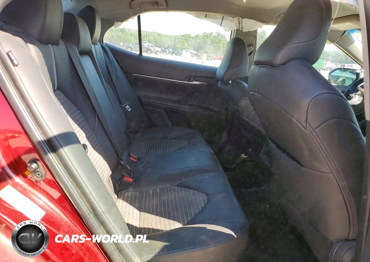 2018 Toyota Camry Se VIN:4T1B11HK8JU551669 - 10