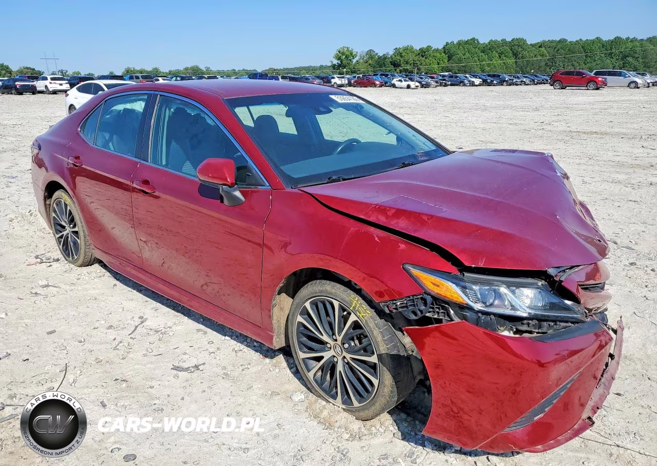 2018 Toyota Camry Se VIN:4T1B11HK8JU551669 - 4