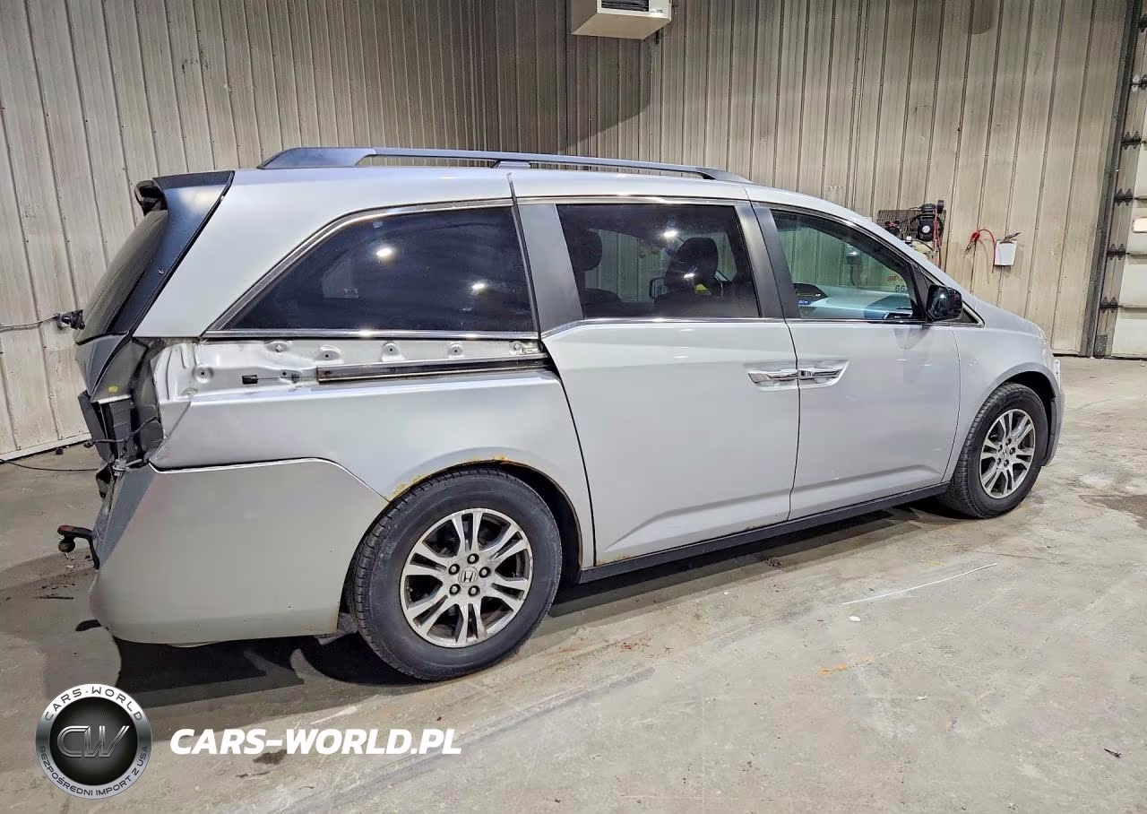 2013 Honda Odyssey Exl VIN:5FNRL5H66DB001701 - 3