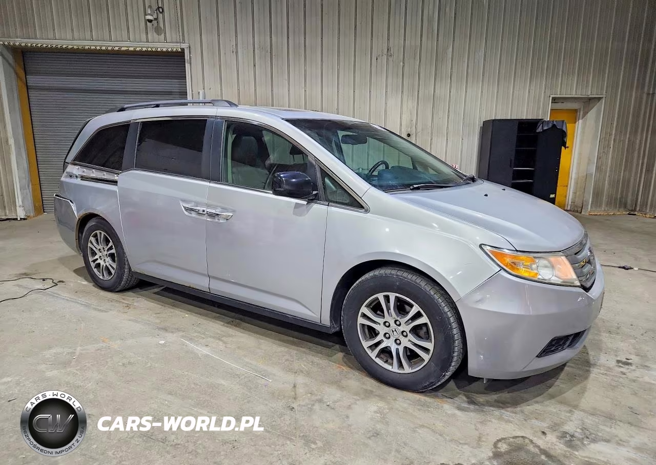 2013 Honda Odyssey Exl VIN:5FNRL5H66DB001701 - 4