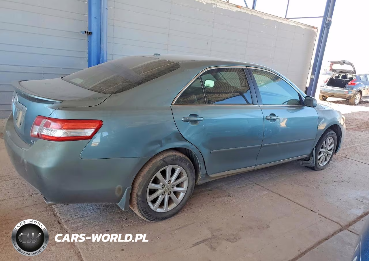 2011 Toyota Camry VIN:4T1BK3EKXBU631246 - 3