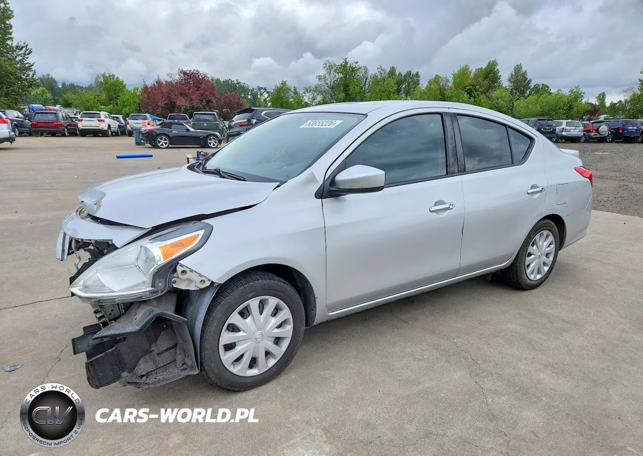 2019 Nissan Versa Sv