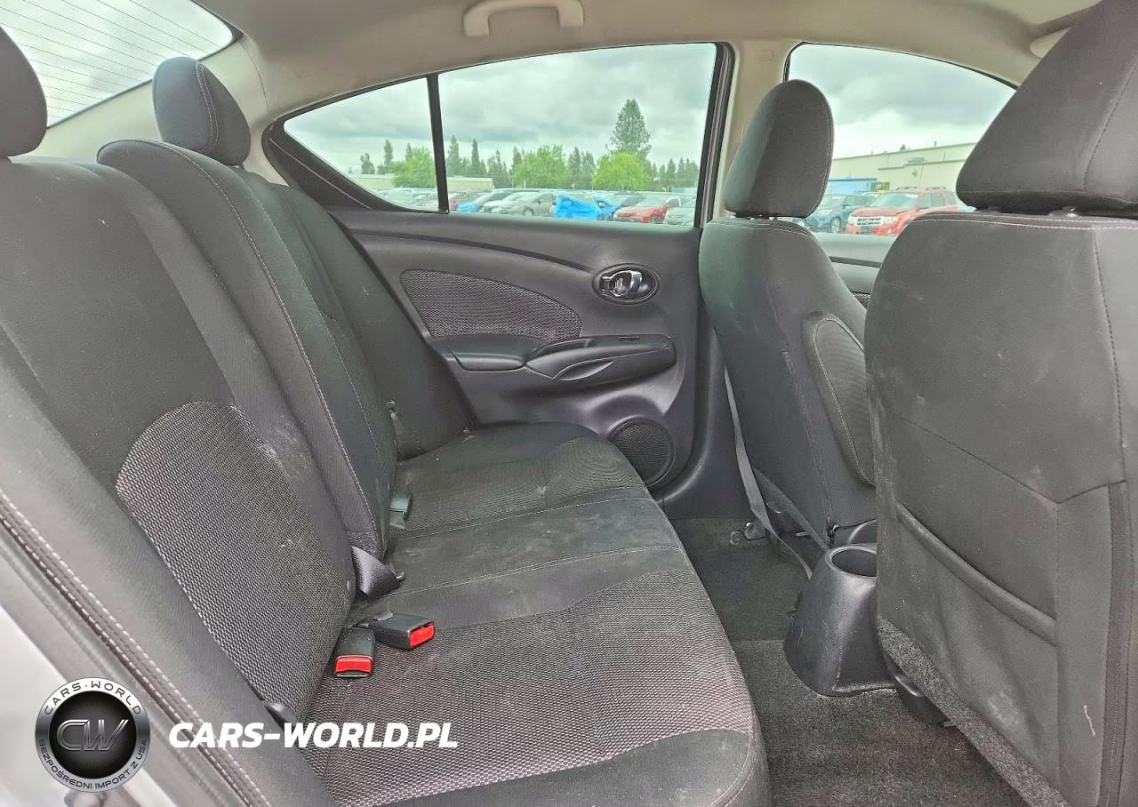 2019 Nissan Versa Sv VIN:3N1CN7AP5KL822742 - 10