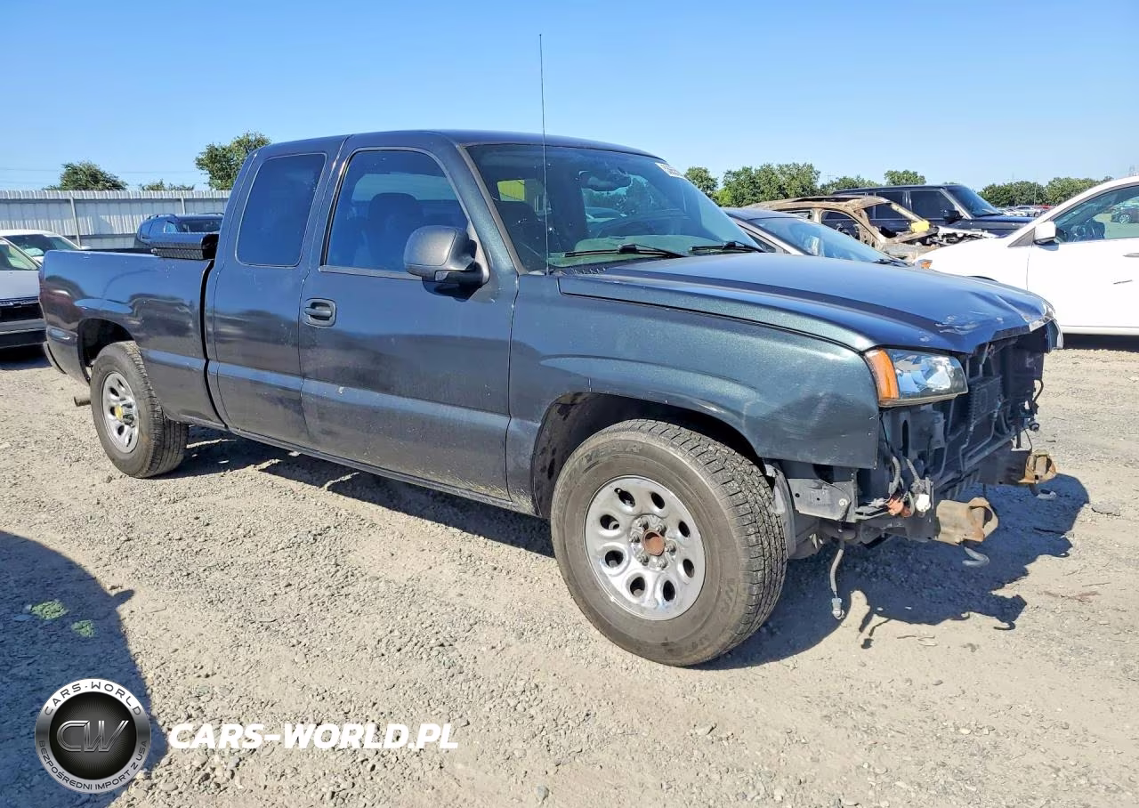 2005 Chevrolet Silverado C1500 VIN:2GCEC19VX51257860 - 4