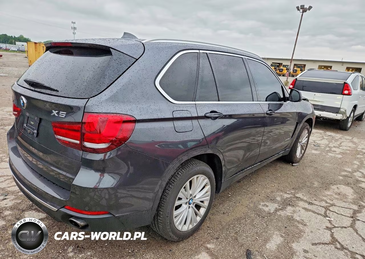 2016 BMW X5 xDrive35I VIN:5UXKR0C5XG0P30190 - 3