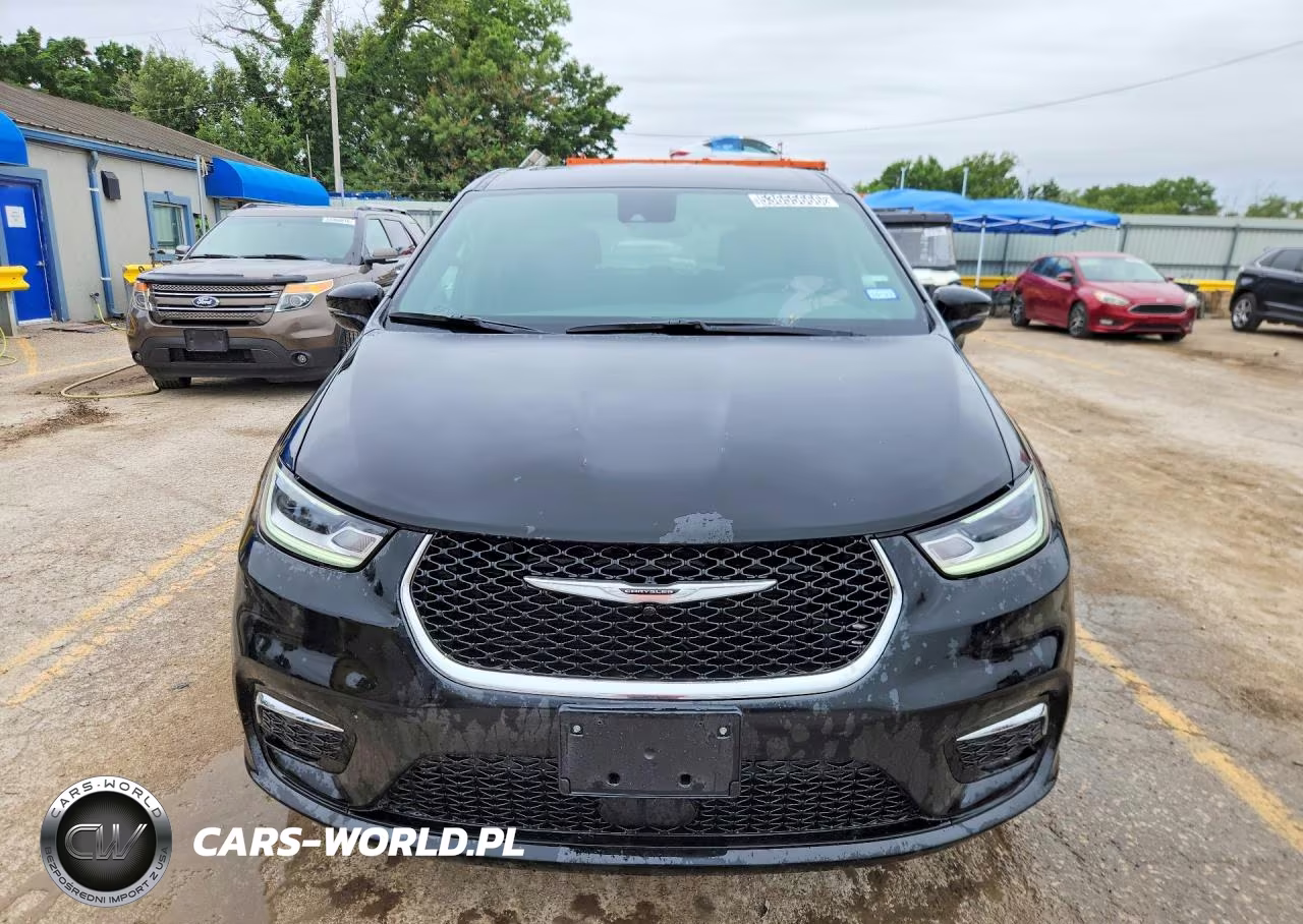 2026 Chrysler Pacifica Select VIN:2C4RC1BG0TR209697 - 5