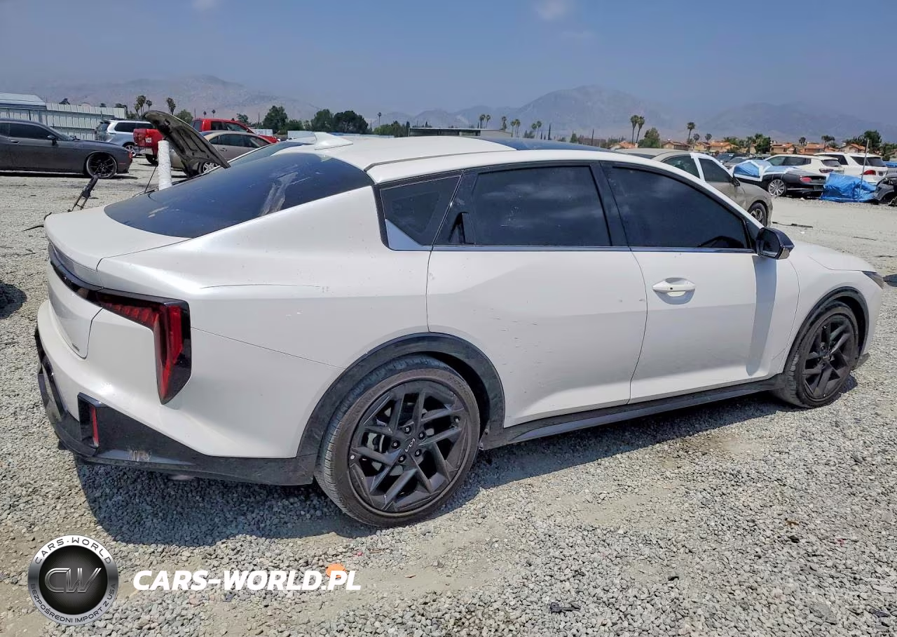 2025 Kia K4 Gt-Line Turbo VIN:3KPFW4DC6SE167512 - 3