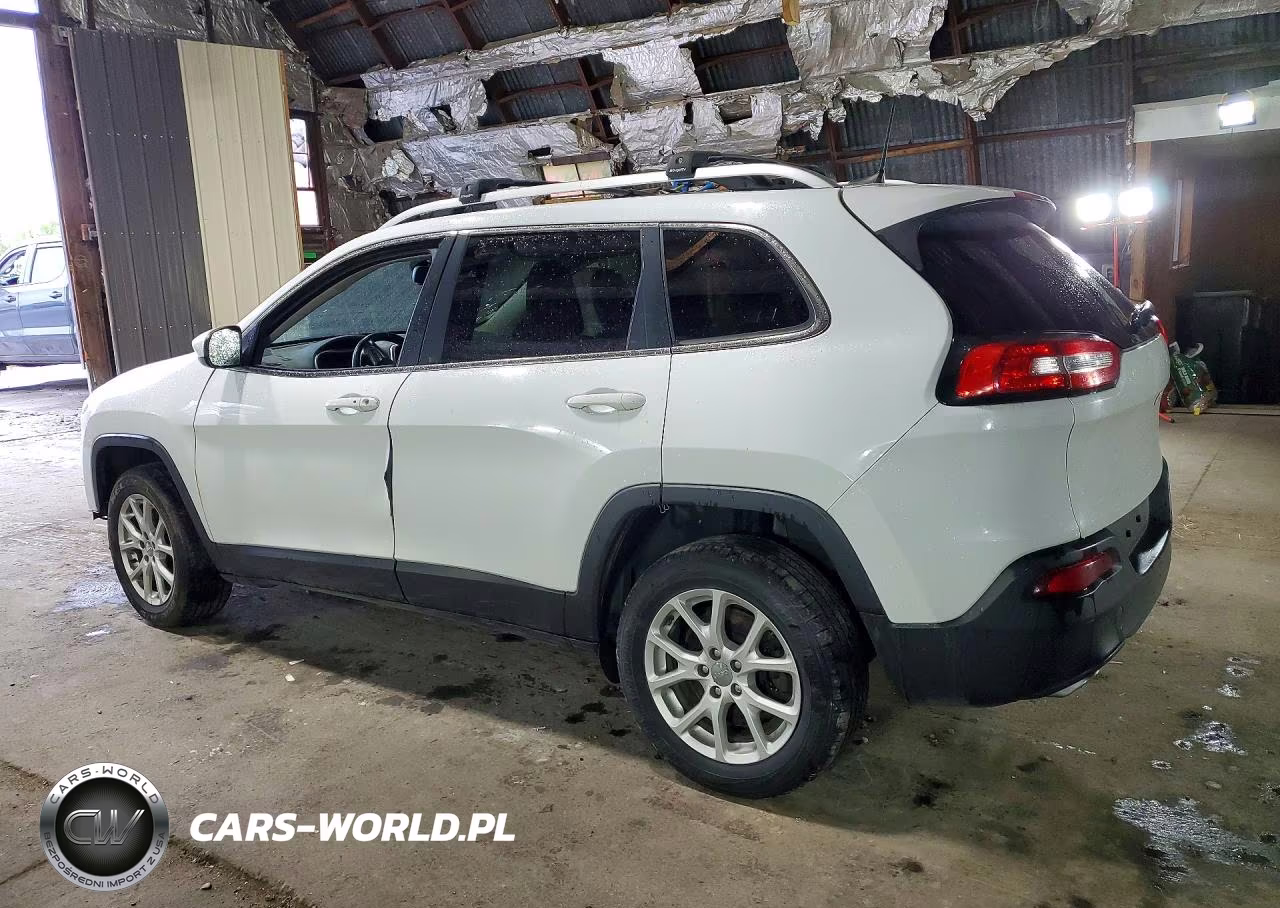 2016 Jeep Cherokee Latitude VIN:1C4PJMCS8GW154219 - 2