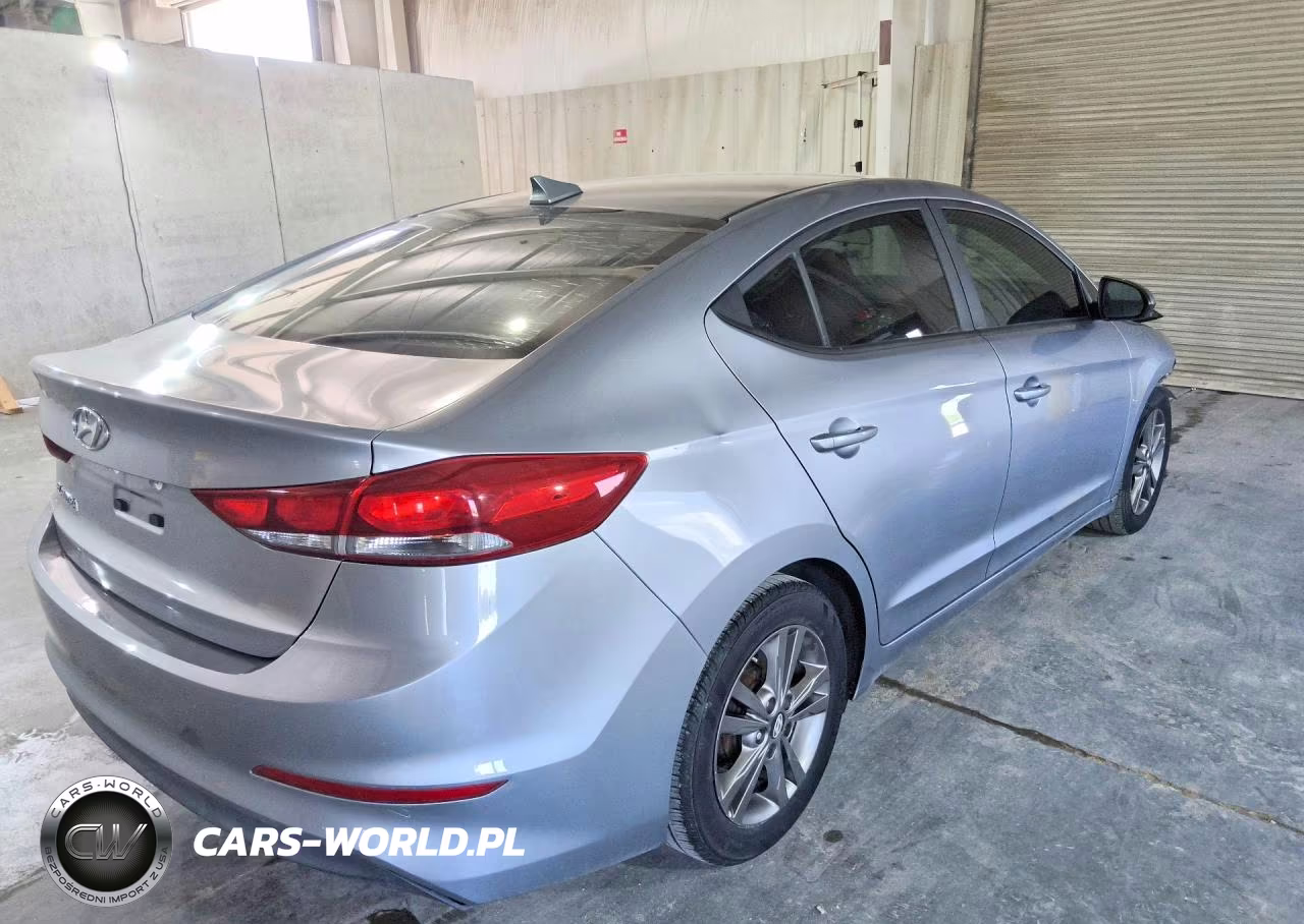 2017 Hyundai Elantra Se VIN:5NPD84LF2HH004406 - 3
